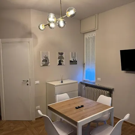 Bicciolano 3 - Monolocale Vicino Al Centro Vercelli